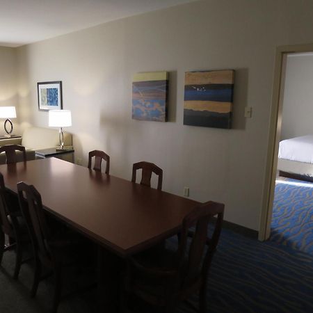 Holiday Inn Hotel & Suites Regina By Ihg Exteriér fotografie