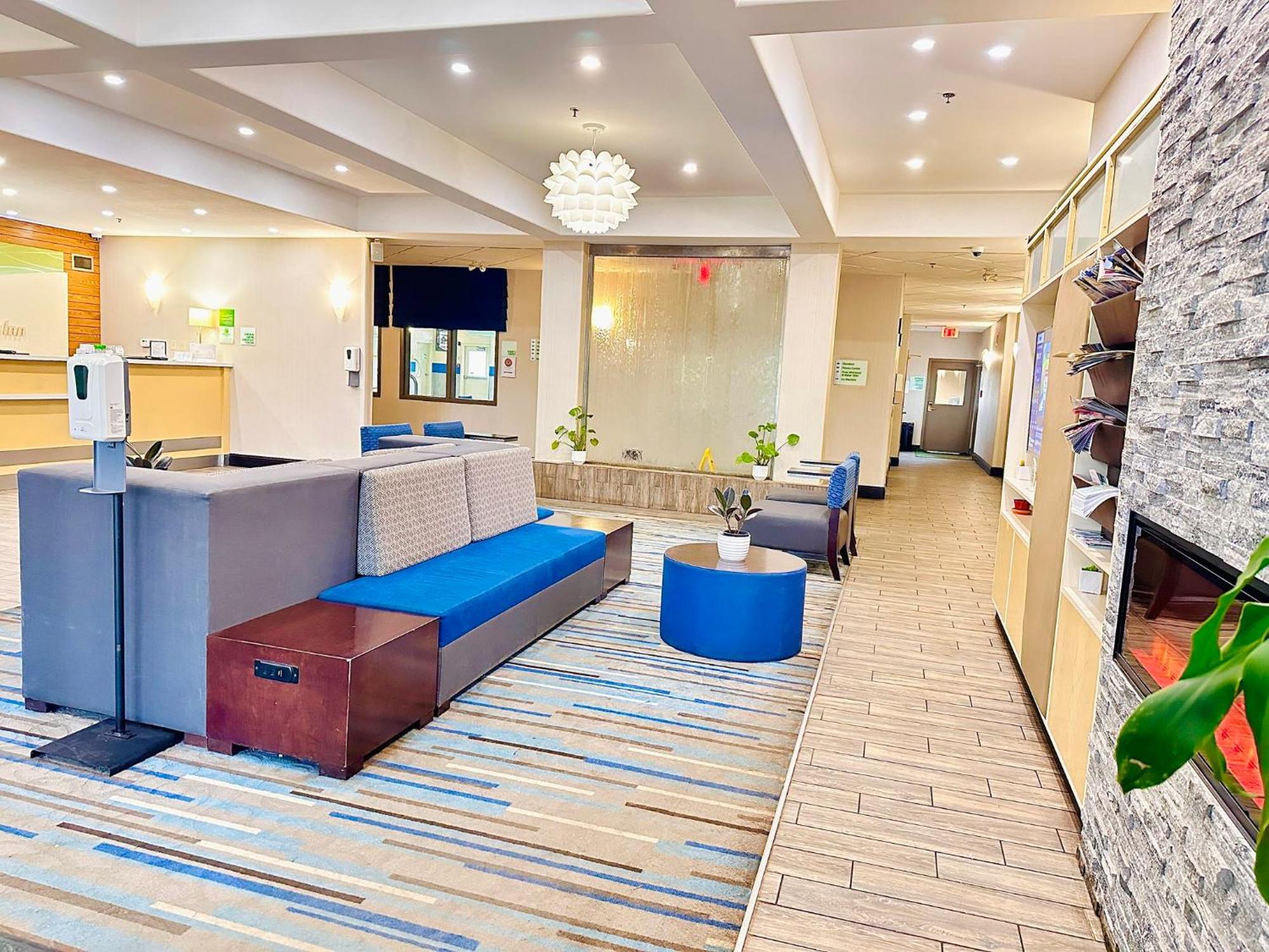 Holiday Inn Hotel & Suites Regina By Ihg Exteriér fotografie