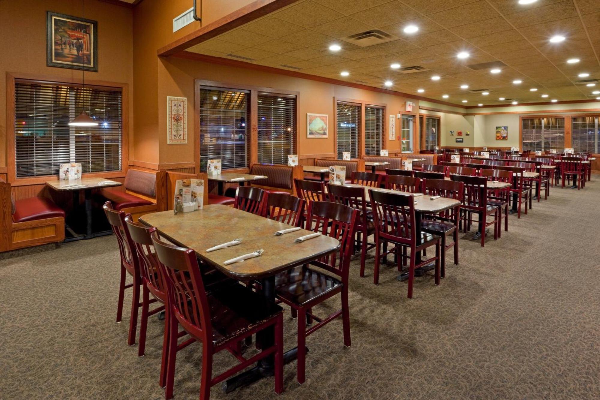 Holiday Inn Hotel & Suites Regina By Ihg Exteriér fotografie